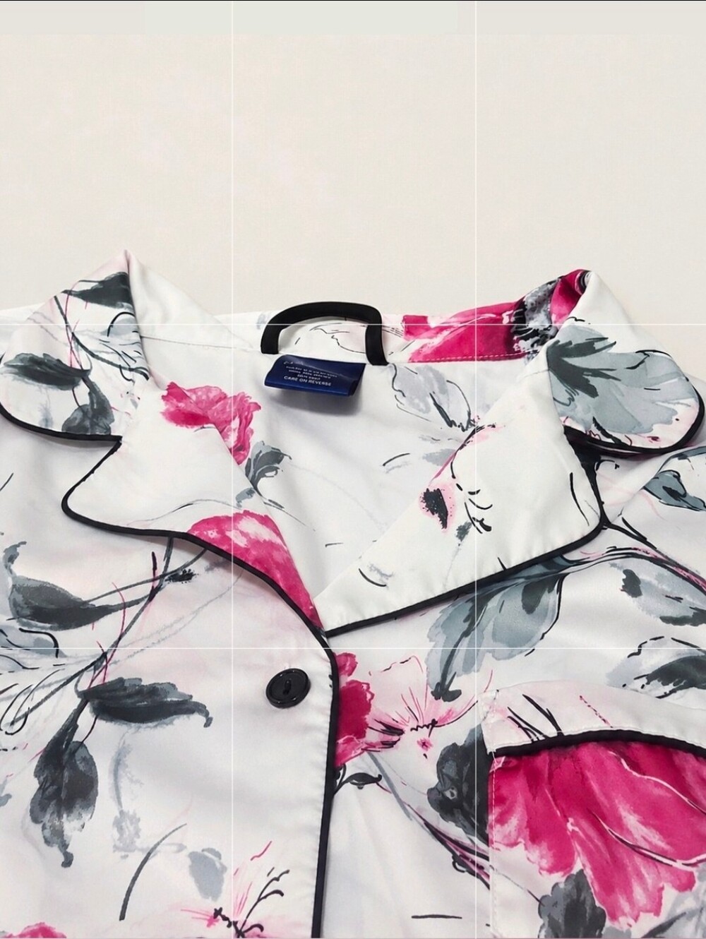 APT. 9 Satin Pajama Short Set Contrast Piping Romantic Floral M - Picture 5 of 16